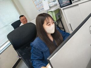 明るい社長と内勤です♪